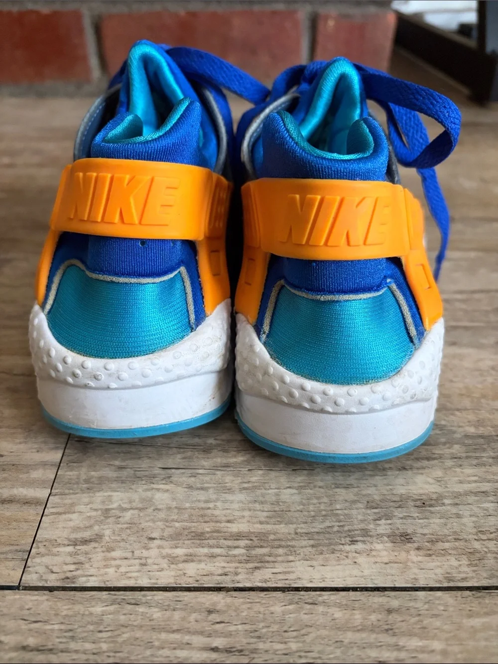 Nike Kids Blue & Navy Sneakers with Orange Strap